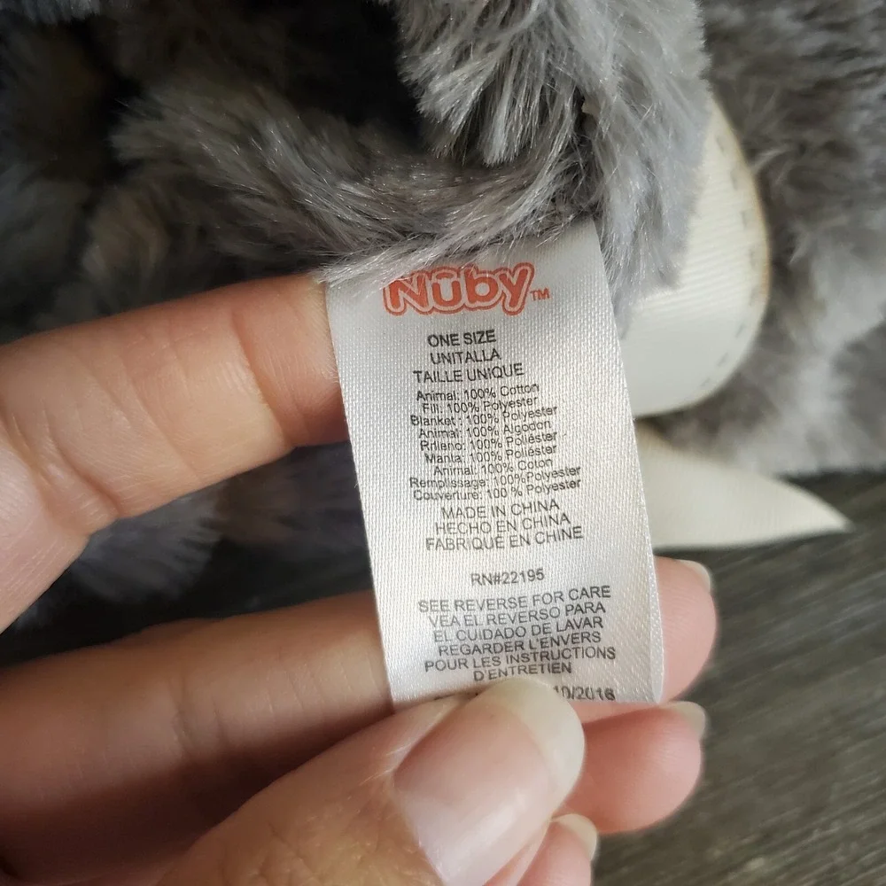 NUBY Gray Striped Knit Elephant Holding Gray Furry Lovey Security‎ Blanket NEW